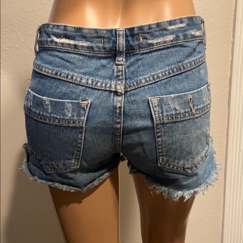 Free people denim shorts Sz 25(2)